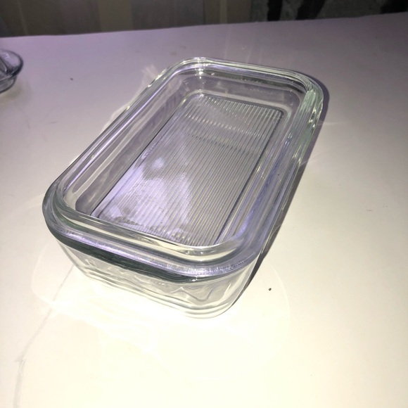COPY - Arc France vintage glass butter dish with ribbed button- holds 1 pd of b… - Picture 2 of 6